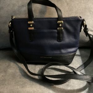 Liz Claiborne Stylish Navy and Black Crossbody Bag